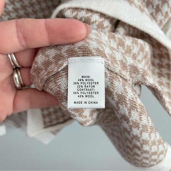 St. John Sport | Women’s Houndstooth Oversized Zip-Up Cardigan Jacket Dolman Tan - Picture 8 of 8